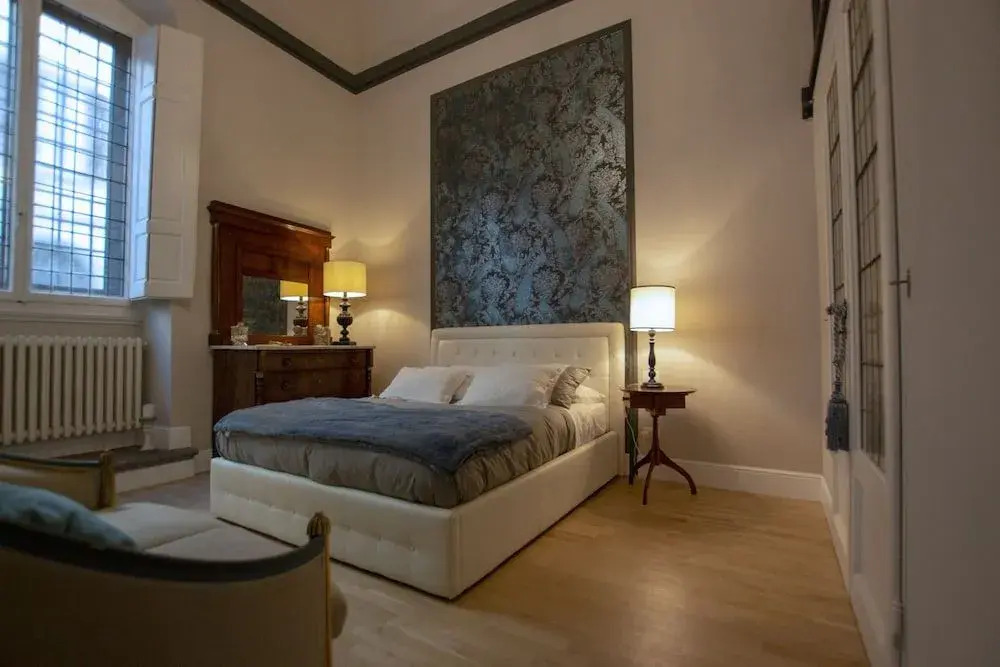 Flora Historical Luxury House