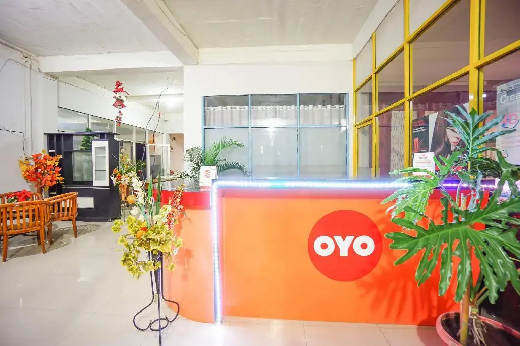 Oyo 1545 Bs Residence