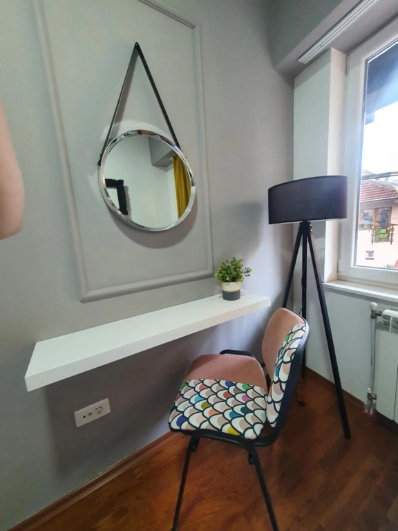 Central 2 bedroom apartment