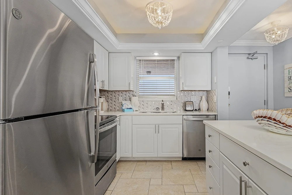 Welcome to Beach Villas # 704 - Updated Top Floor Gulf Front & Sunsets - Rental 250 Estero Blvd condo