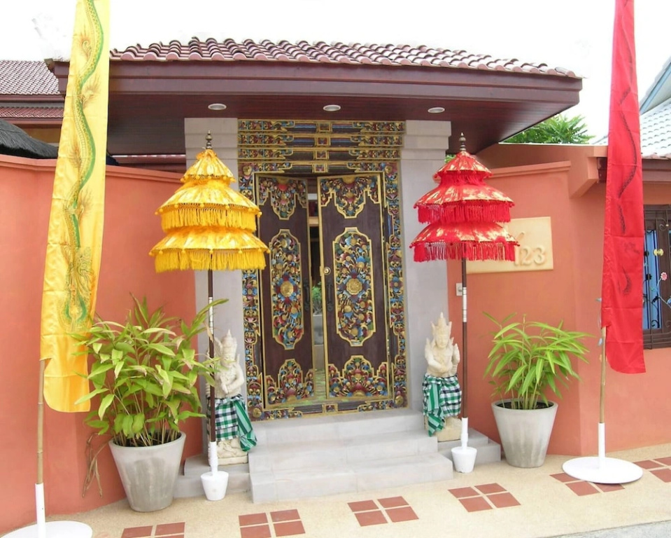 Exclusive Balinese Pool Villa in Pattaya