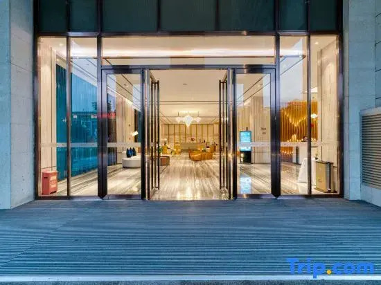 Kelly International Hotel (MixC Branch at Guilin Railway Station)