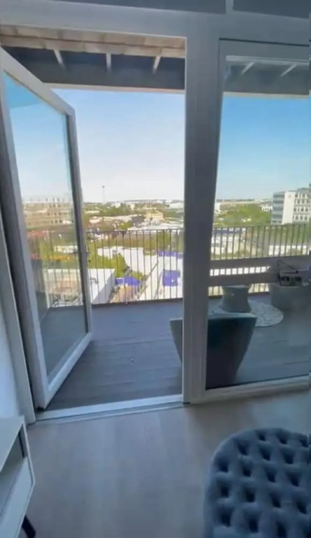 Central Wembley 2BR Modern Clean Connected