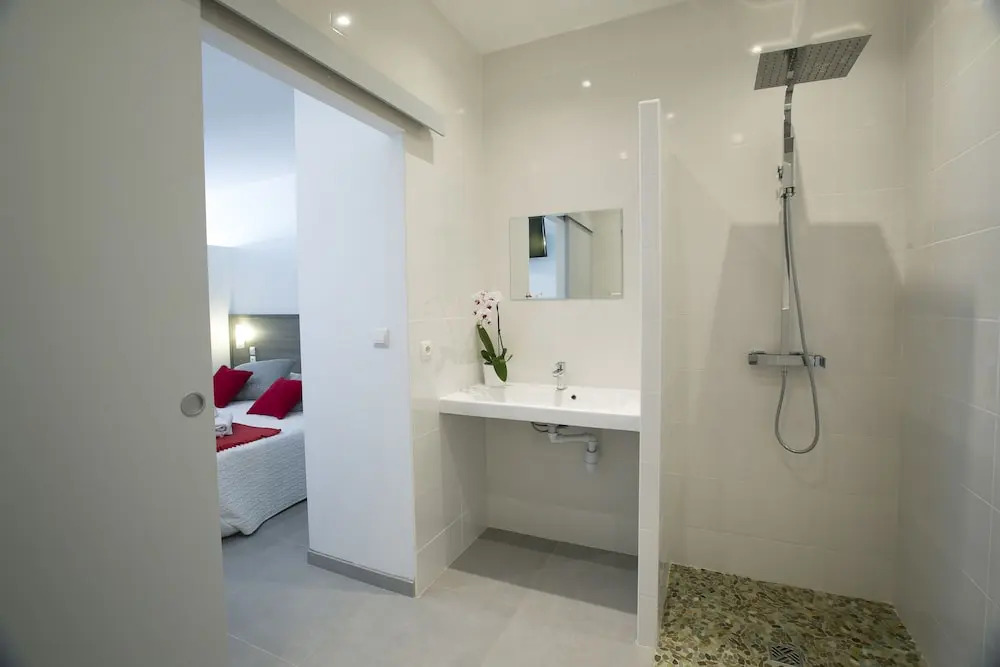 Le Grand Large Bord de Mer Hotel & Appartements