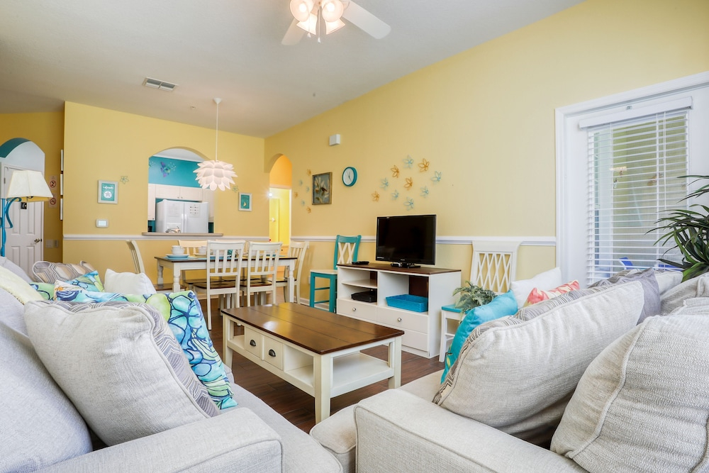 Resort Condo Near Disney With Pool, hot Tub, Tennis, Central AC, & Washer/dryer