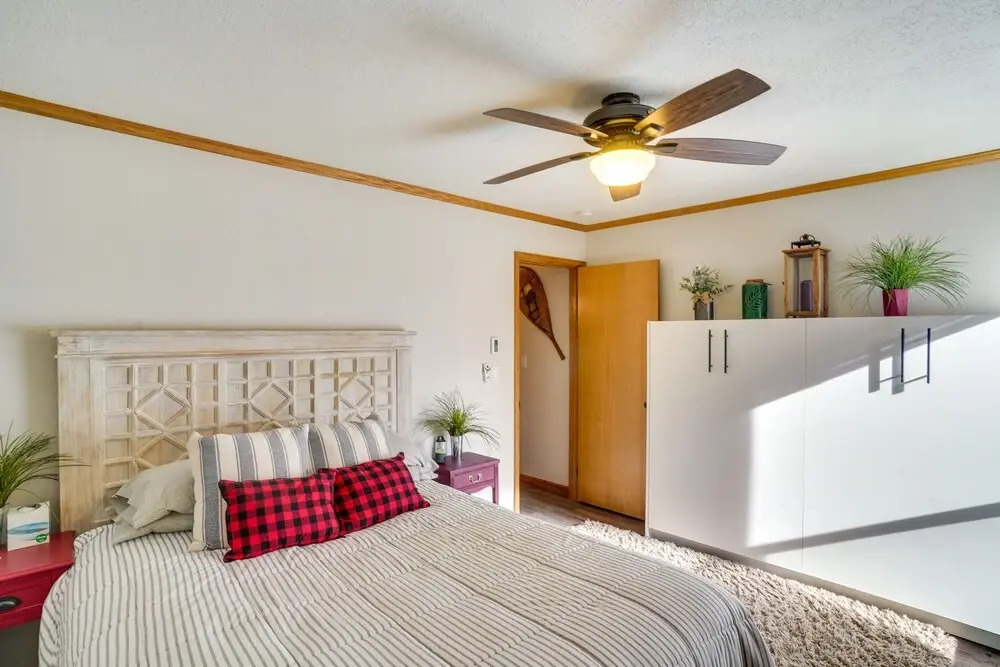 Ski-in, Ski-out Brian Head Condo w/ Fireplace!