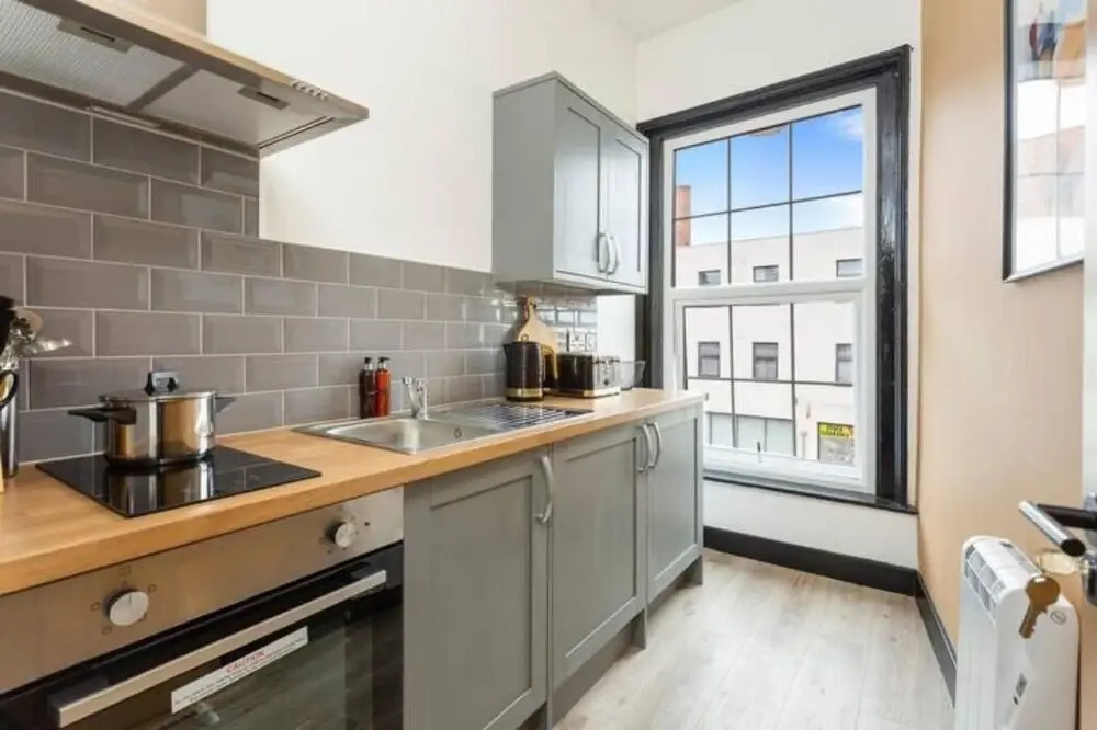 OnPoint-MODERN Studio Apt City Centre F6