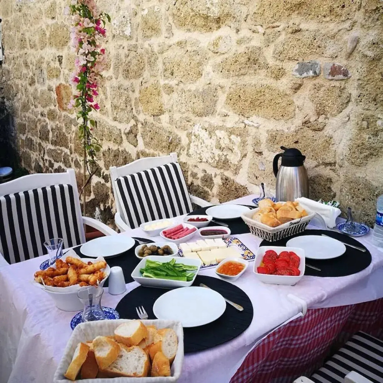 Deniz Masalı Butik Otel & Bistro
