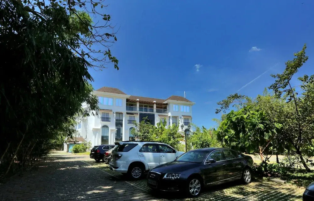 D Fort Hotel Kollam