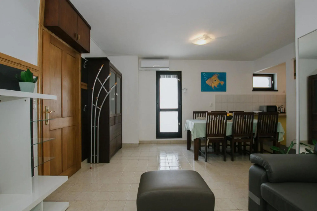Apartment Novak in Kastel Luksic