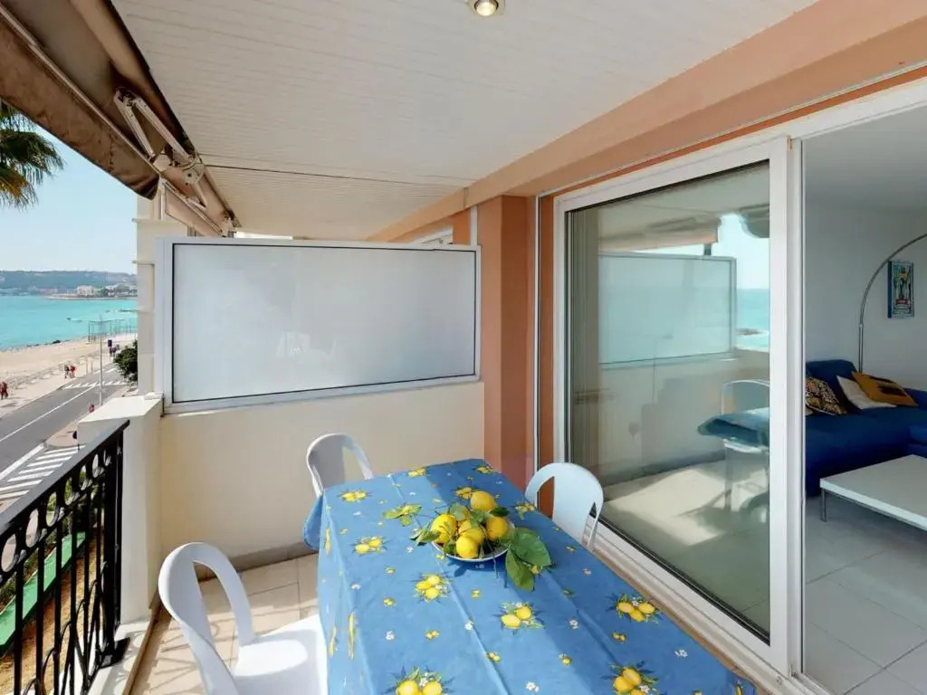 Appartement Menton, 3 pièces, 6 personnes - FR-1-196-248