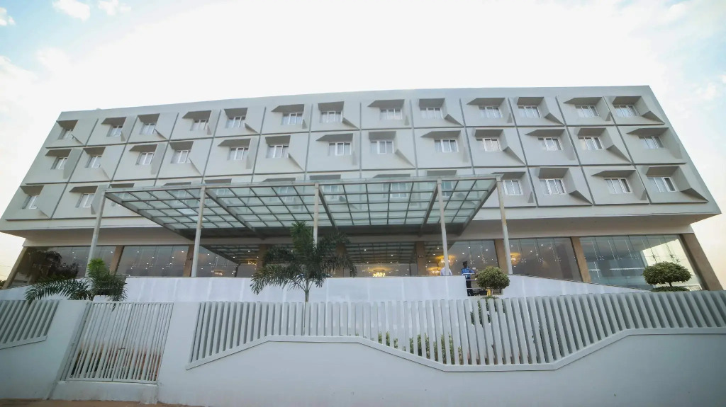 Citadel Hotel By Vinnca Shamshabad Airport, Hyderabad