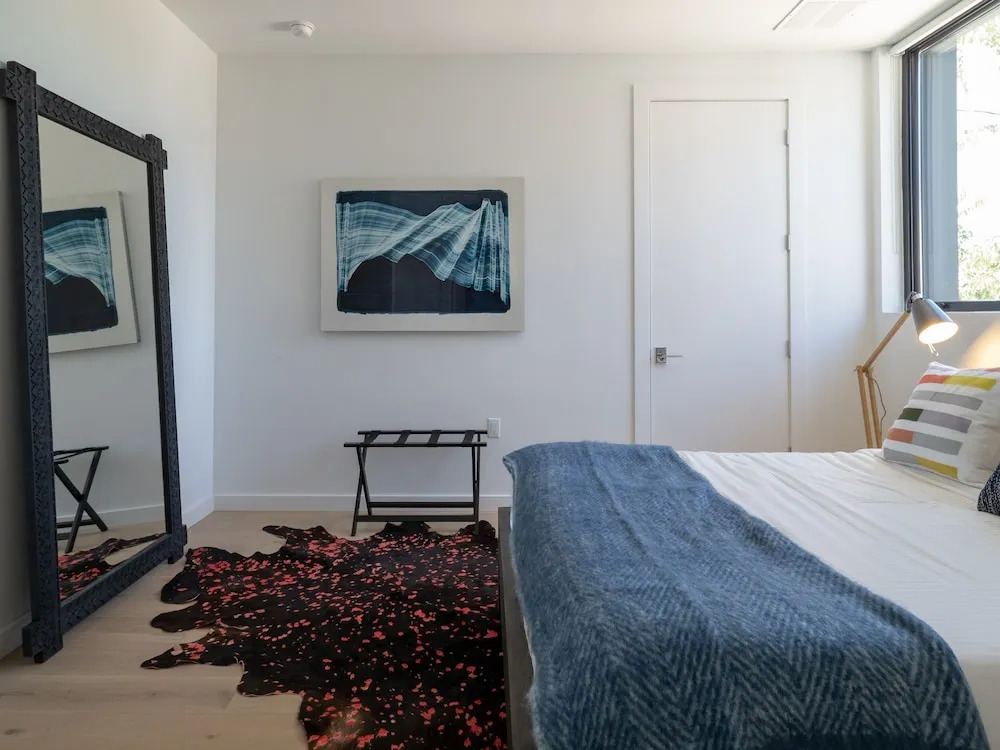 The Living Local Dojo Atx 4 Bedroom Condo