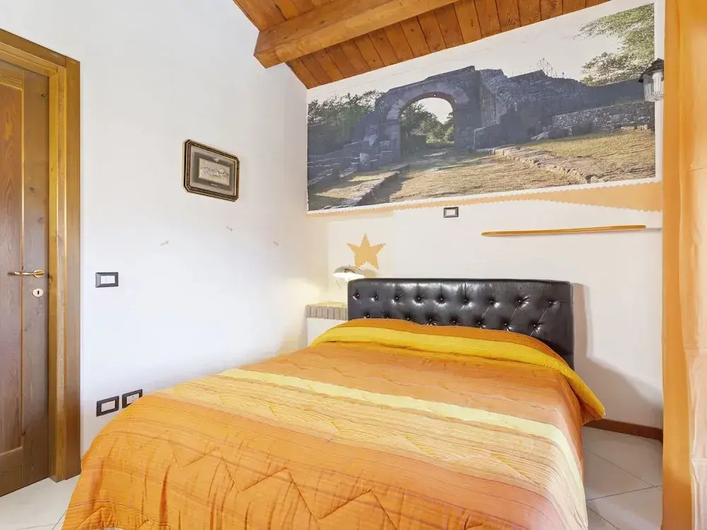 Secluded Holiday Home in Sepino With Balcony