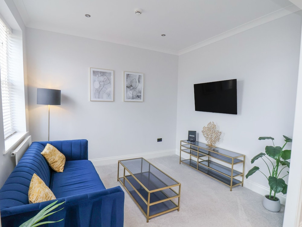 The Salisbury - 1 Bedroom Apartment