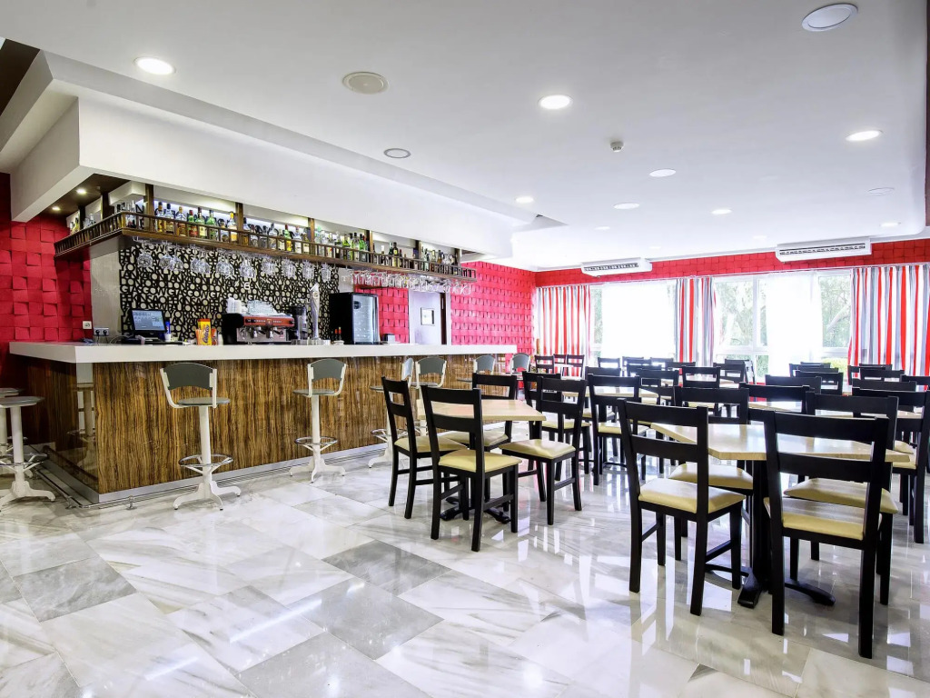Pleasant apartment in Benalmadena near Playa Beach