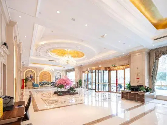 Vienna International Hotel (Wuhan Yangguang Yuhang)