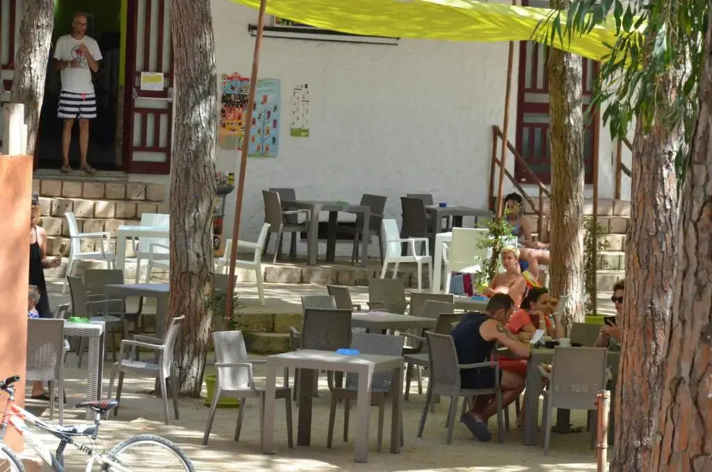 Happy Camp mobile homes in Camping Village Bella Sardinia