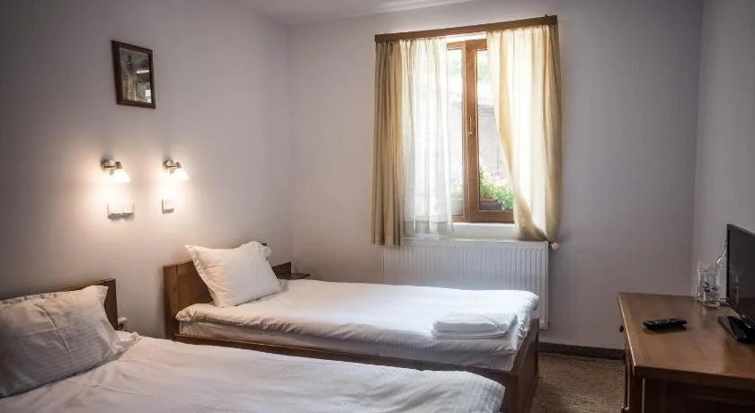 Todeva House Hotel and Tavern