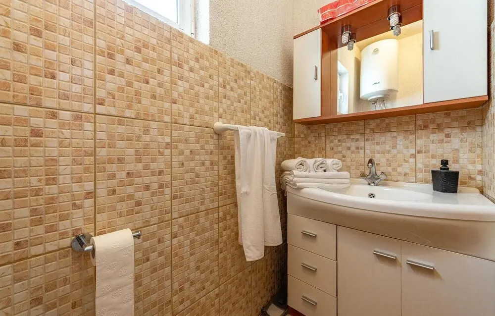 Nice Apartment in Vir With 1 Bedrooms, Wifi and Outdoor Swimming Pool