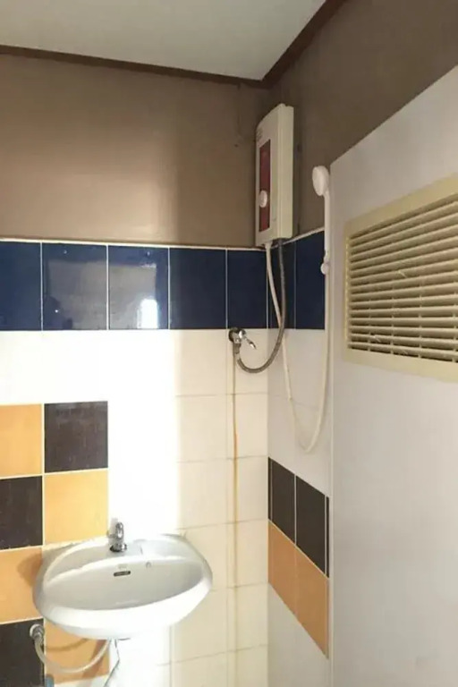 Sea Sun Moon Hostel
