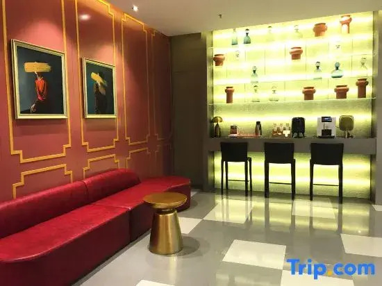 Weiting Hotel The Bund Nanjing East Road Pedestrian Street Branch