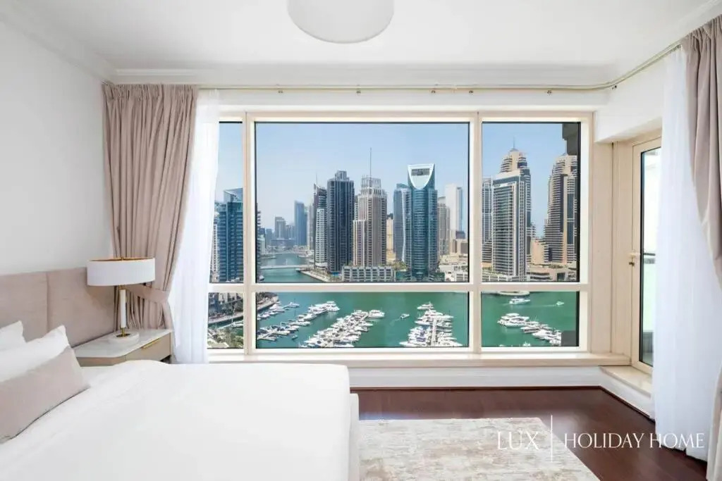 LUX - Ultimate Marina View Deluxe Suite