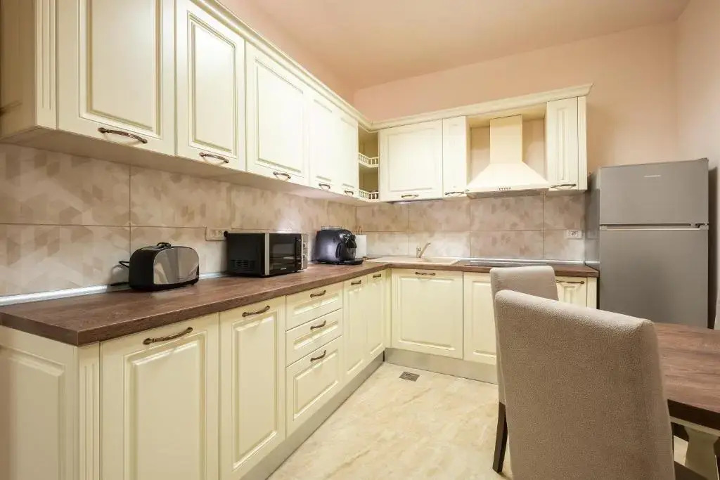 Apartament Hotel H