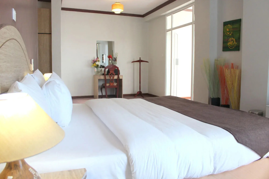 Hotel Emerald