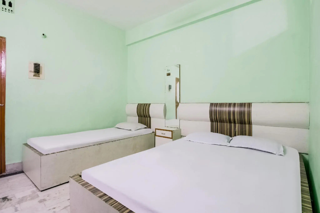 Hotel Vandana by OYO Rooms
