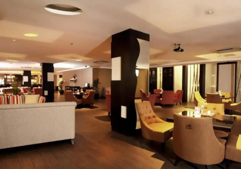 Grand Delta Hotel