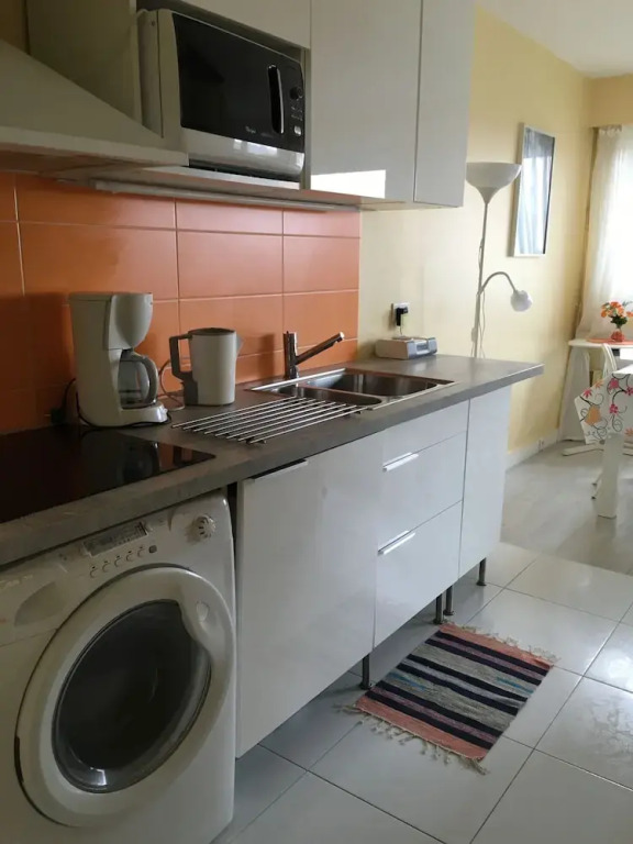 Sunny and Spacious Appartment, 44 Sqm, Great View, Wifi, Tv,