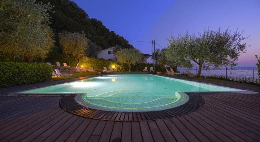 ApartmentsGarda - Canevini Residence