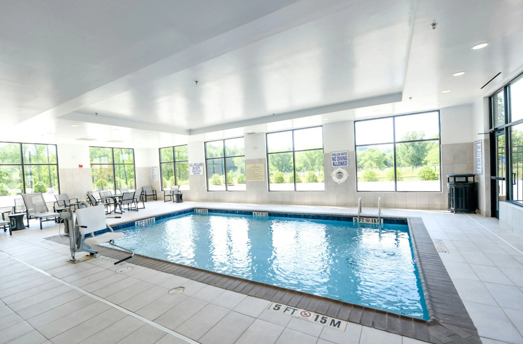 Hampton Inn & Suites Lenoir, NC