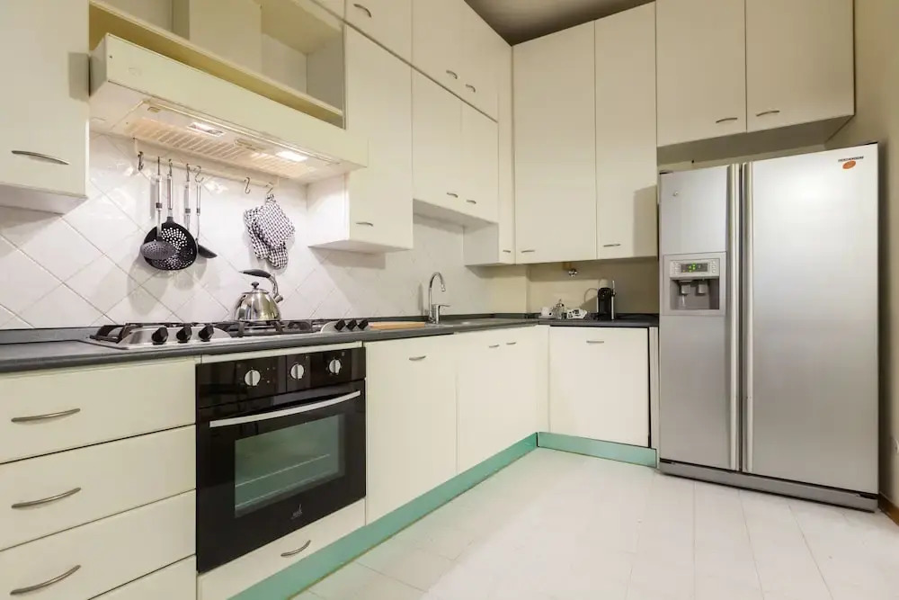 easyhomes - San Babila Corridoni