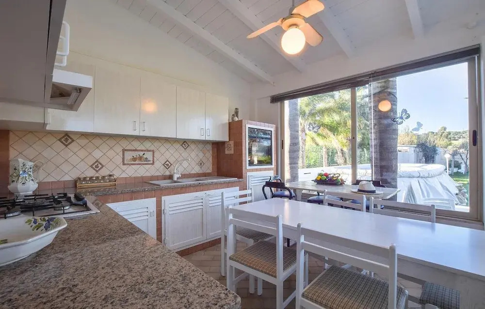 Nice Home in Scicli With 4 Bedrooms, Wifi and Outdoor Swimming Pool