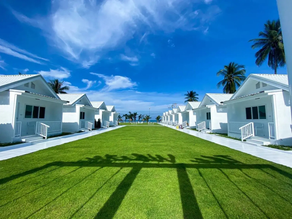 The White Resort
