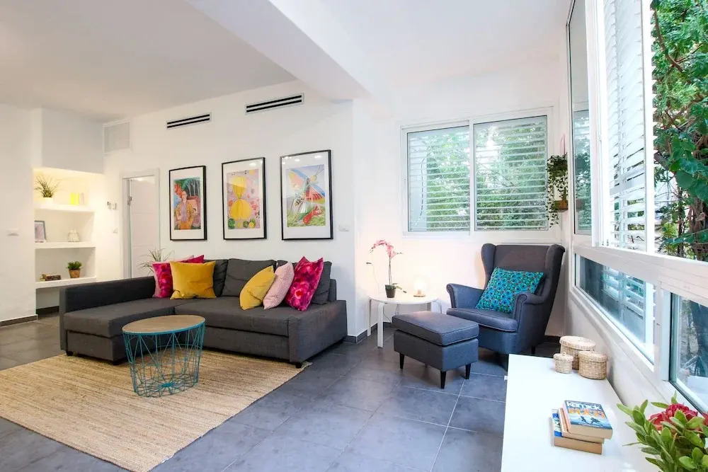 Gorgeous Gordon Getaway 3BR Near Sea