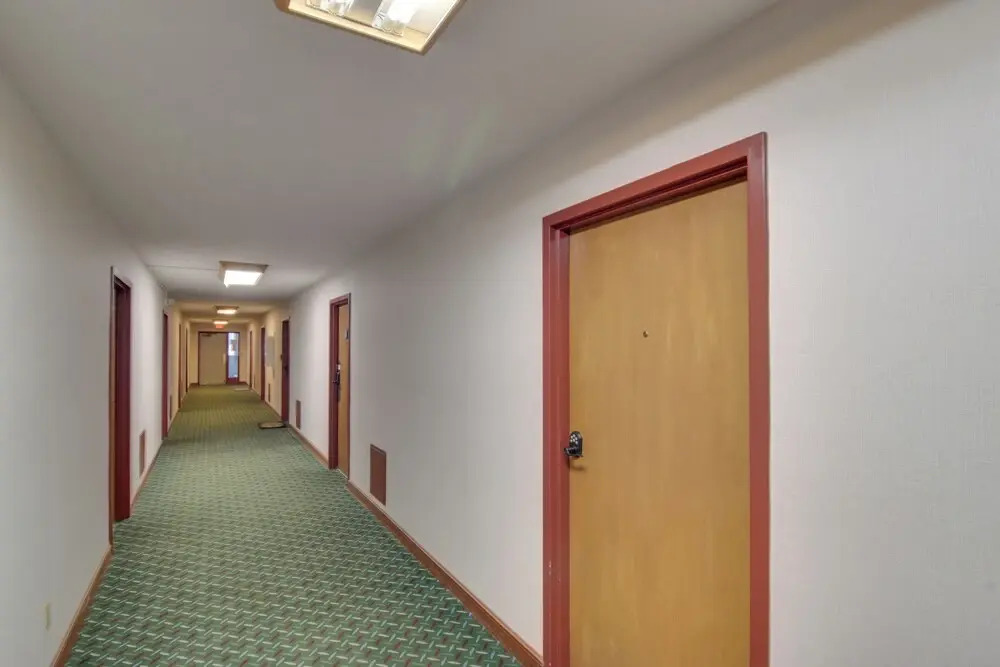 Ski-in Ski-out Wintergreen Condo w/ Balcony