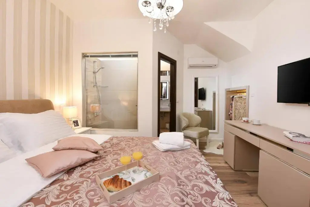 Harveys luxury rooms
