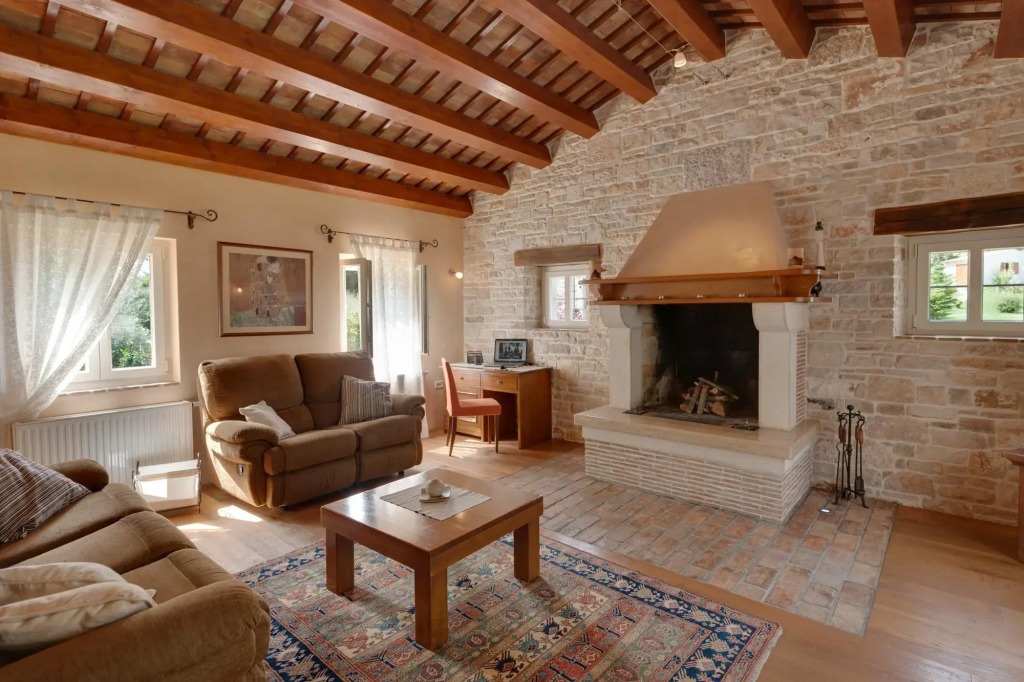 Lipa in Krnica with 4 bedrooms and 3 bathrooms