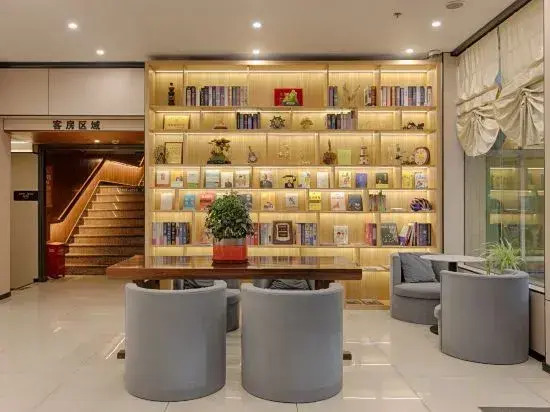 GreenTree Hotel (Shanghai Baotown Pier Normal University Affiliated Zhengda Middle School)