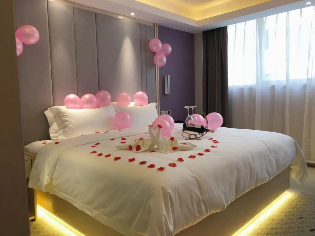 Lavande Hotel·Turpan Grand Cross