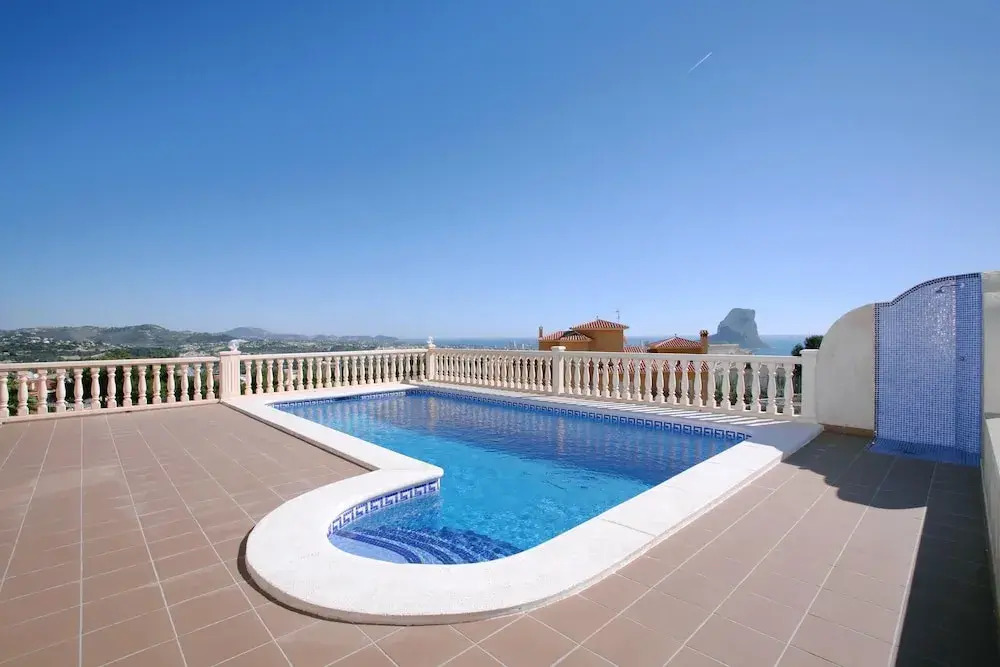 Villa With 4 Bedrooms in Calp, With Wonderful sea View, Private Pool and Furnished Garden Near the Beach
