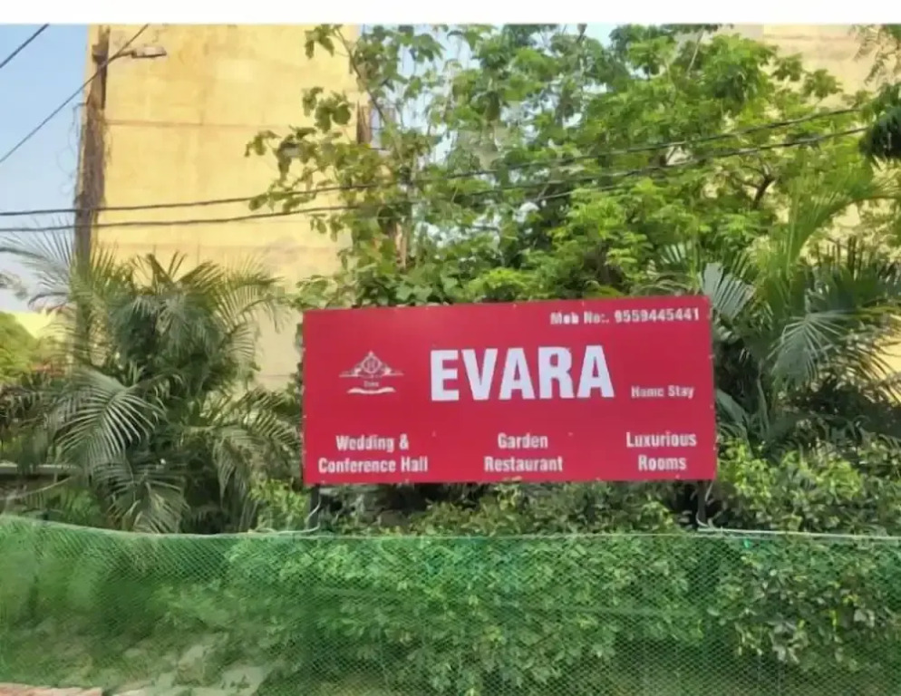 Hotel Evara