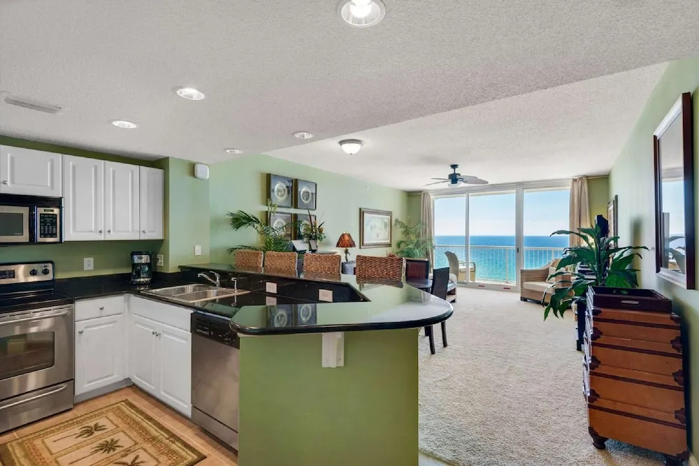 Majestic Beach Tower II, 2 Bedroom Apartment