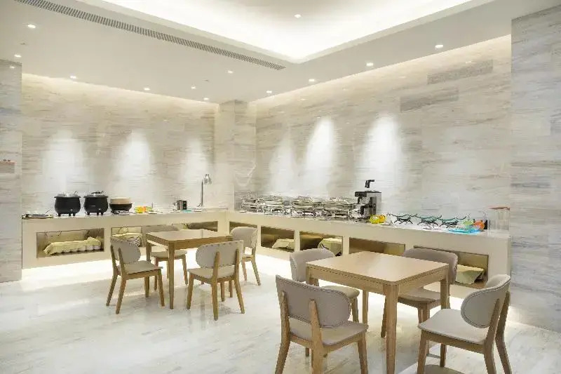 JI Hotel Shanghai Xinjiangwancheng Yingao Road