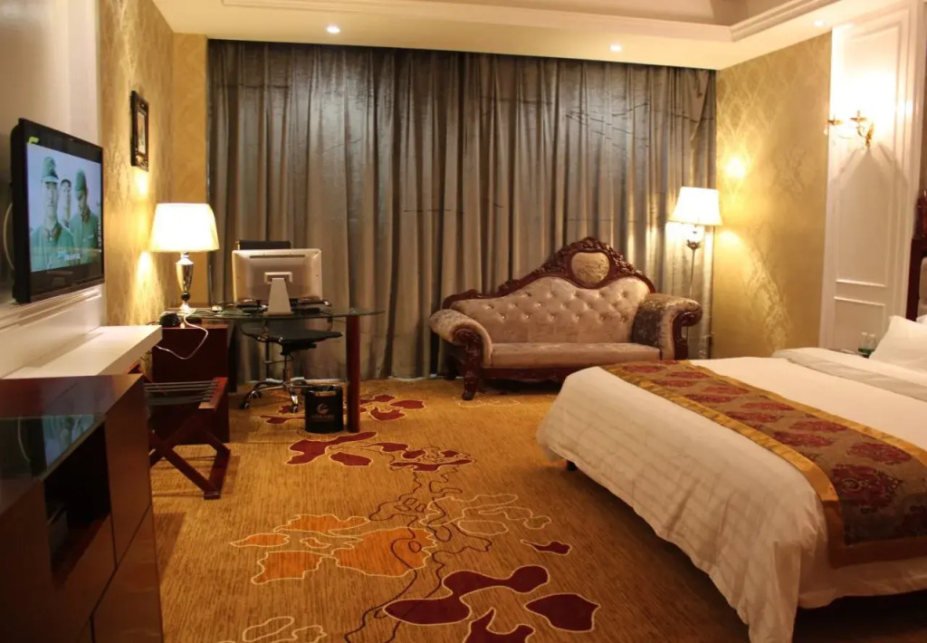 Foresoaring Hotel