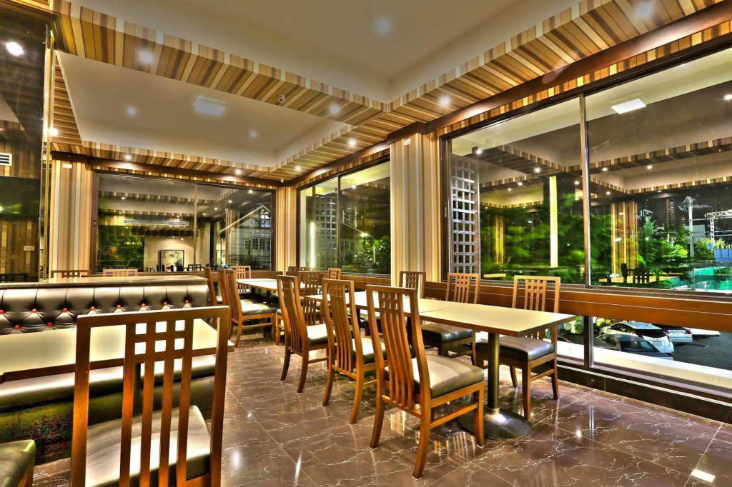 Chateau de Sukhumvit