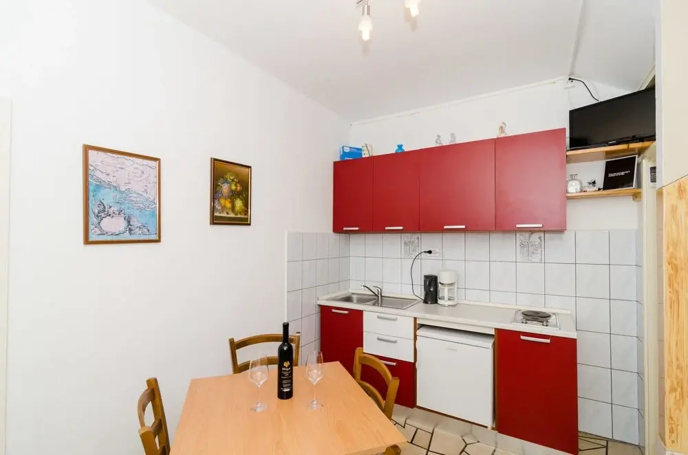 Apartments Nikolina
